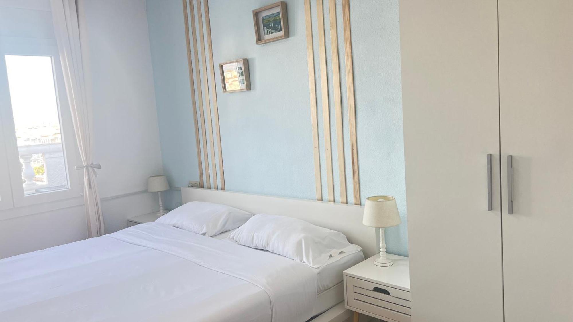אמפוריבראבה Apartamento Gran Lago Con Vistas Al Canal מראה חיצוני תמונה