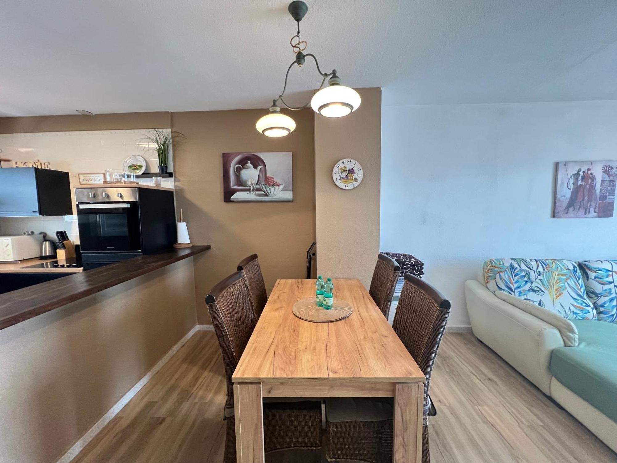 אמפוריבראבה Apartamento Gran Lago Con Vistas Al Canal מראה חיצוני תמונה