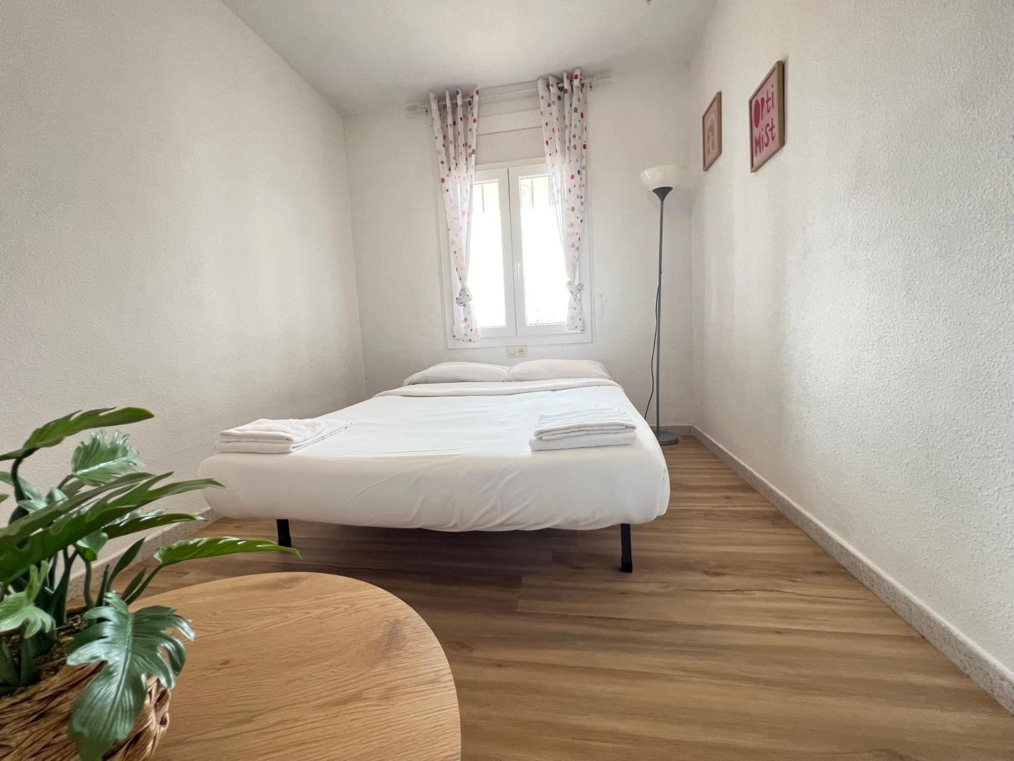 אמפוריבראבה Apartamento Gran Lago Con Vistas Al Canal מראה חיצוני תמונה