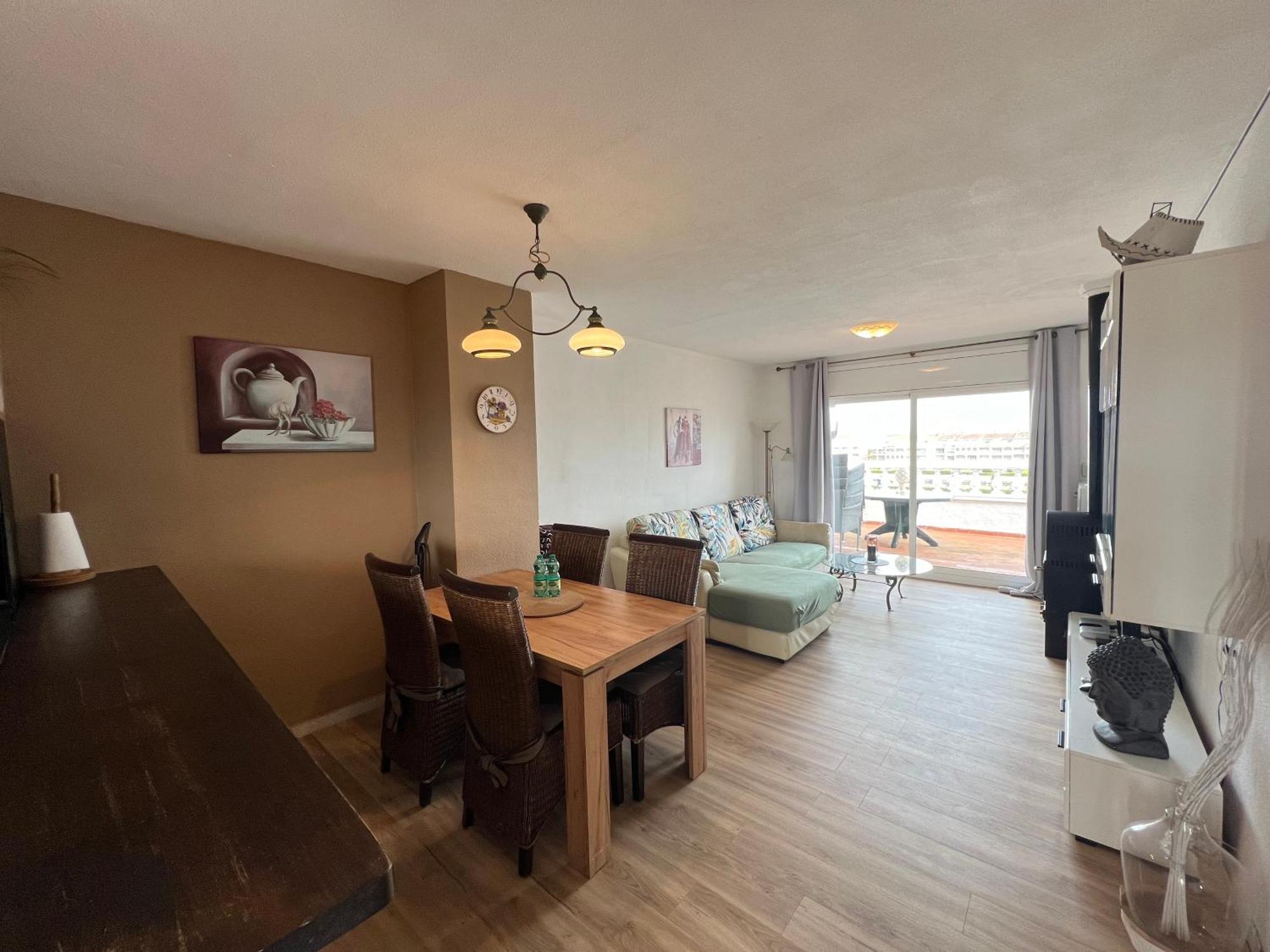 אמפוריבראבה Apartamento Gran Lago Con Vistas Al Canal מראה חיצוני תמונה