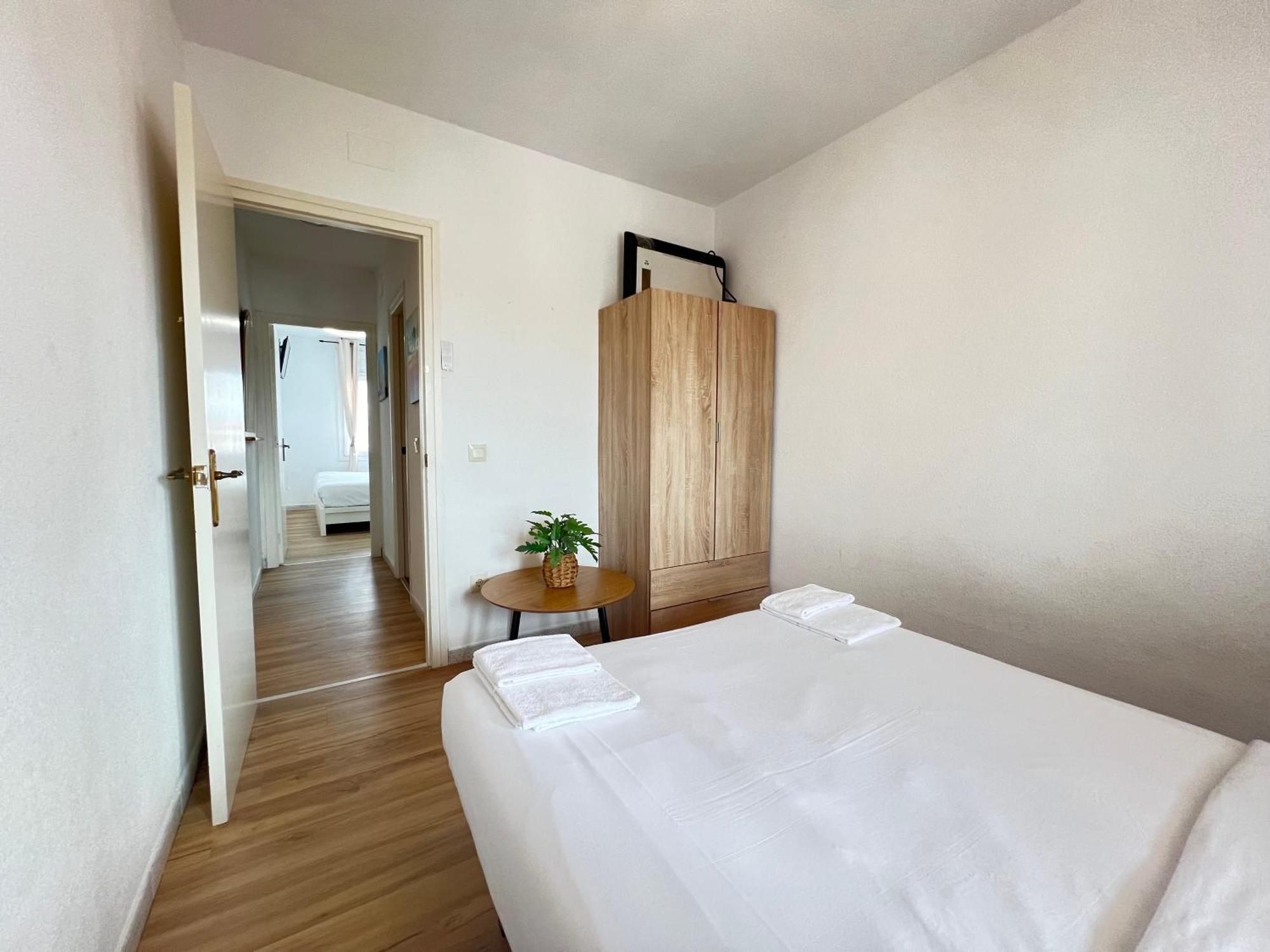 אמפוריבראבה Apartamento Gran Lago Con Vistas Al Canal מראה חיצוני תמונה
