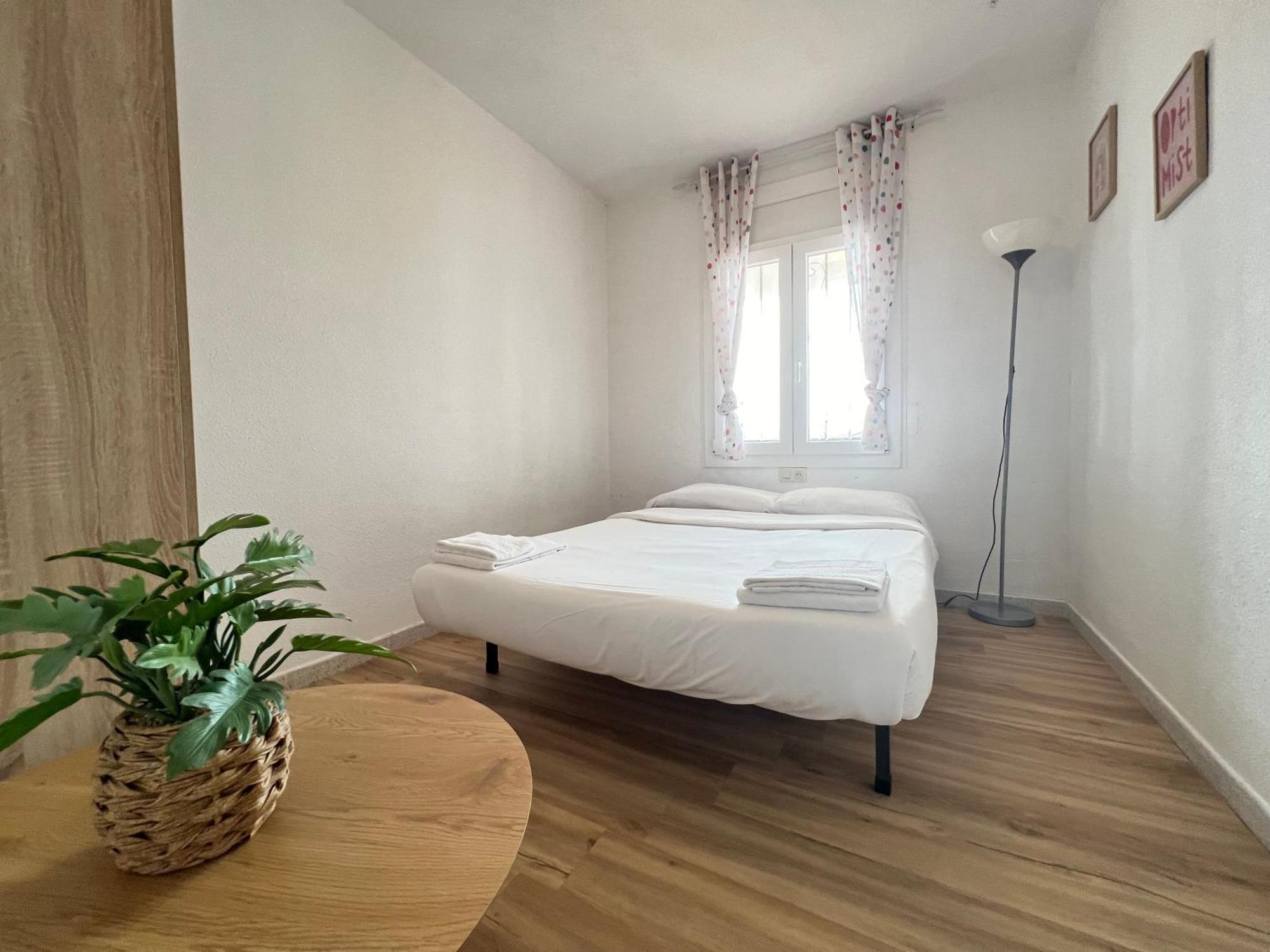 אמפוריבראבה Apartamento Gran Lago Con Vistas Al Canal מראה חיצוני תמונה
